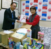 20251218JA豊橋女性部会寄付2